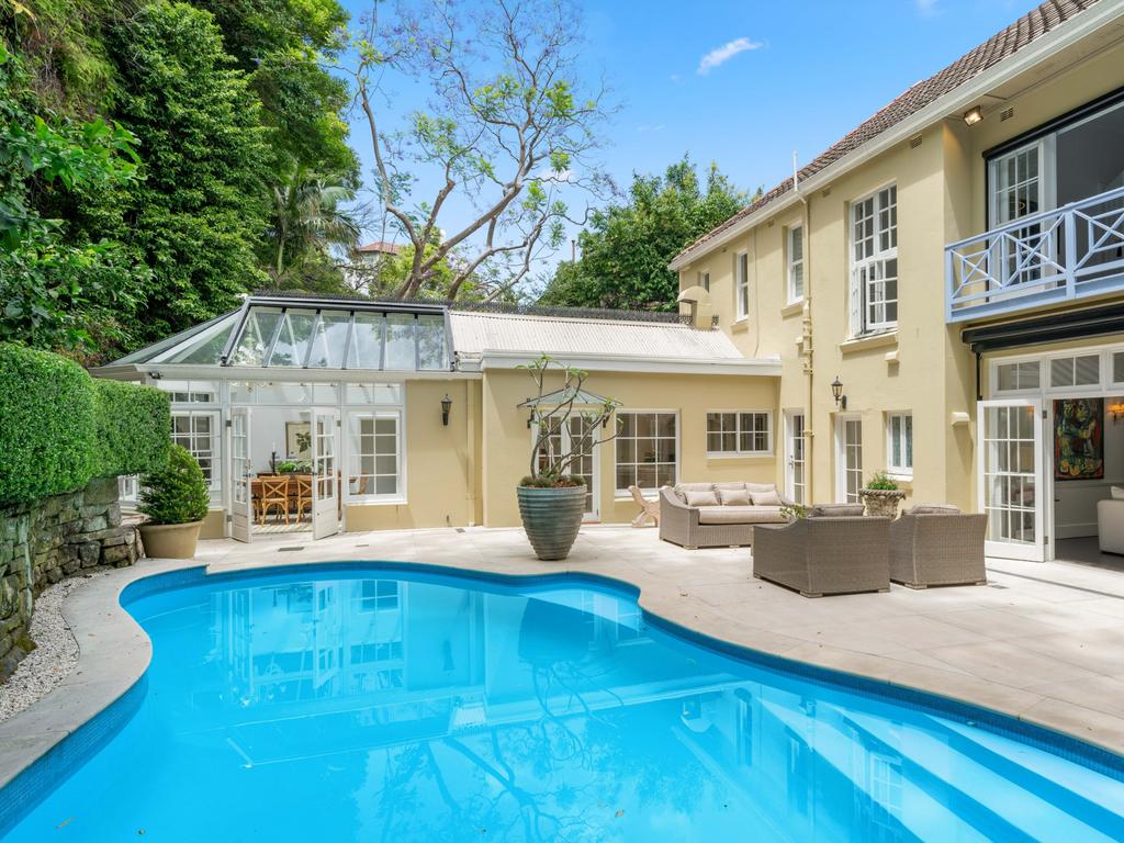 Murrays Coaches owner Ron Murray sells $6m Bellevue Hill home after two days on market